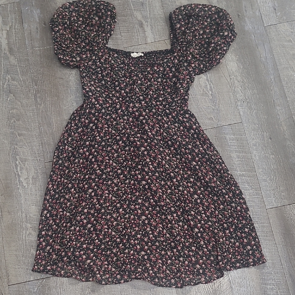 Promesa Black and Pink Floral Dress with Puff Sleeves